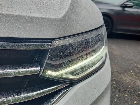 Certified 2022 Volkswagen Tiguan S image 9
