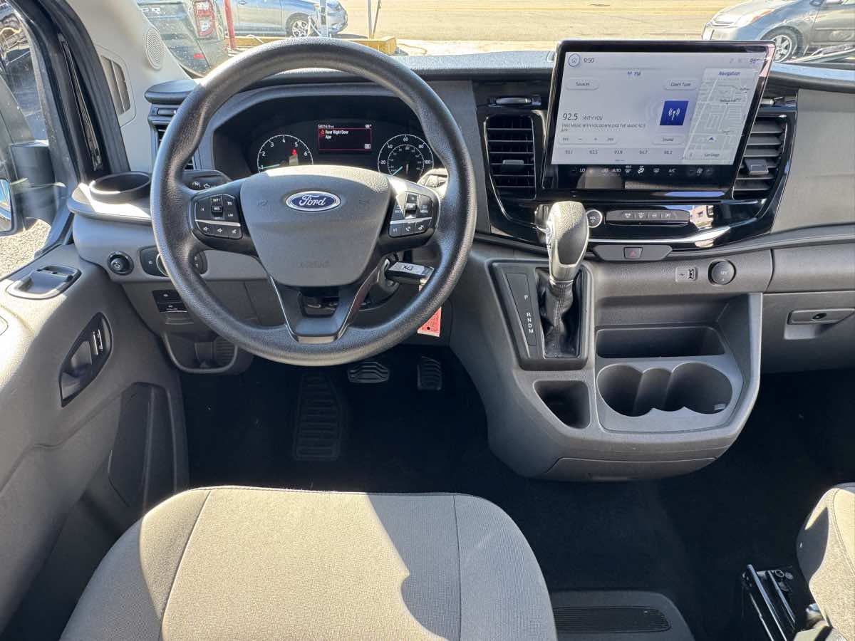Used 2024 Ford Transit 350 XLT RWD image 22