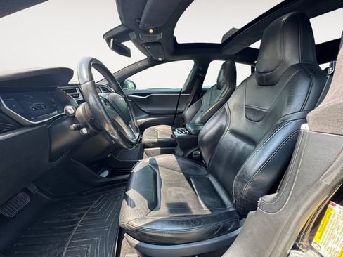 Used 2015 Tesla Model S RWD image 9