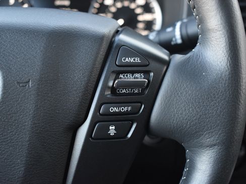 Used 2024 Nissan Frontier SL w/ Technology Package image 23