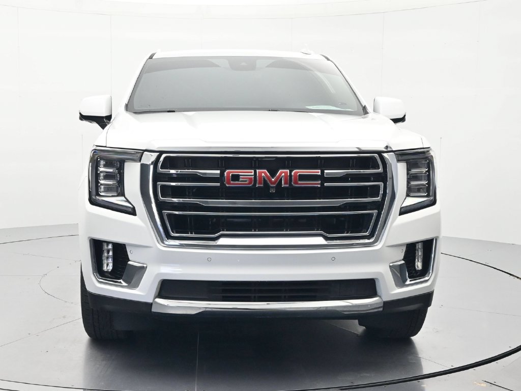 Used 2024 GMC Yukon SLT w/ SLT Luxury Package AWD/4WD image 2