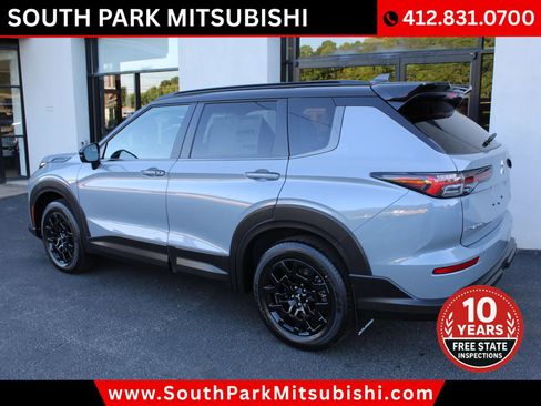 New 2026 Mitsubishi Outlander AWD image 6