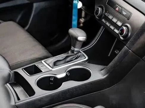 Used 2019 Kia Sportage LX FWD image 27