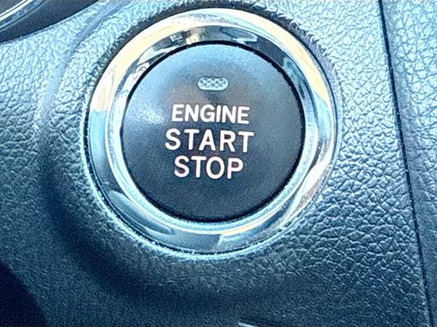 Used 2015 Subaru Legacy 2.5i Limited image 35