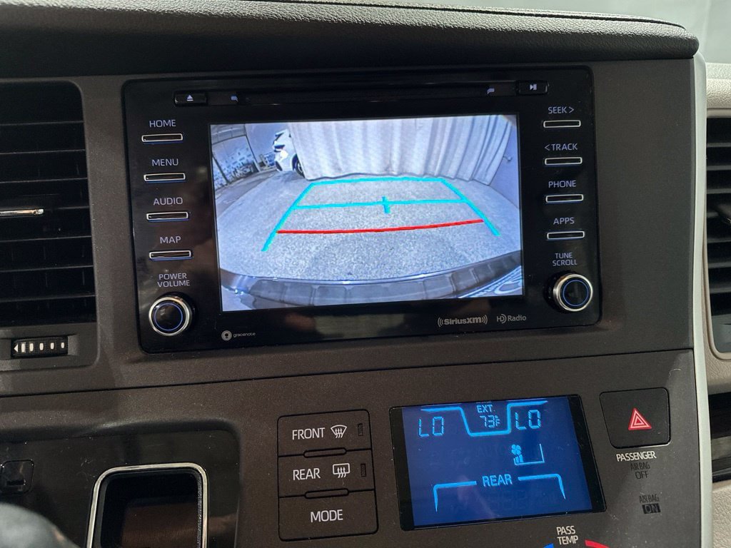 Used 2020 Toyota Sienna XLE w/ Protection Package FWD image 12
