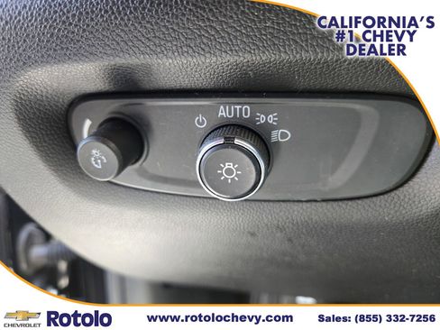 Used 2022 Chevrolet Traverse Premier w/ Redline Edition FWD image 21