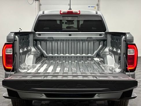 New 2026 GMC Canyon Elevation w/ Convenience Package image 9