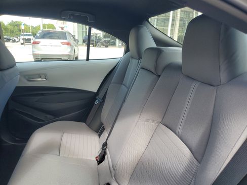 Used 2026 Toyota Corolla SE FWD image 13