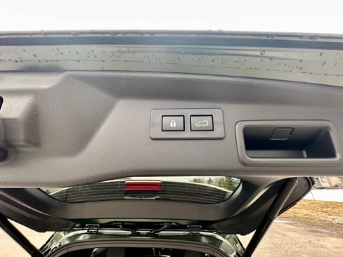 New 2026 Subaru Outback Limited AWD/4WD image 23