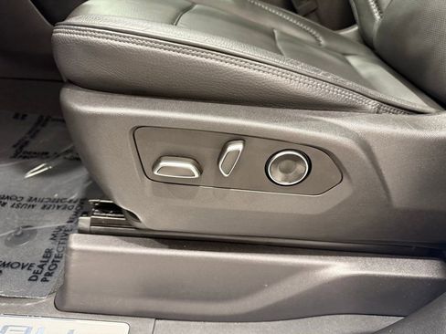 Used 2024 GMC Sierra 1500 Denali image 14