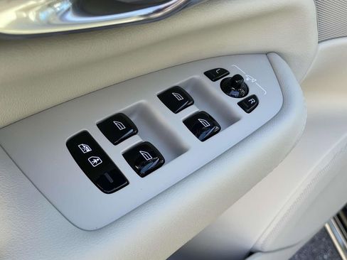 New 2026 Volvo XC90 B6 Ultra image 6