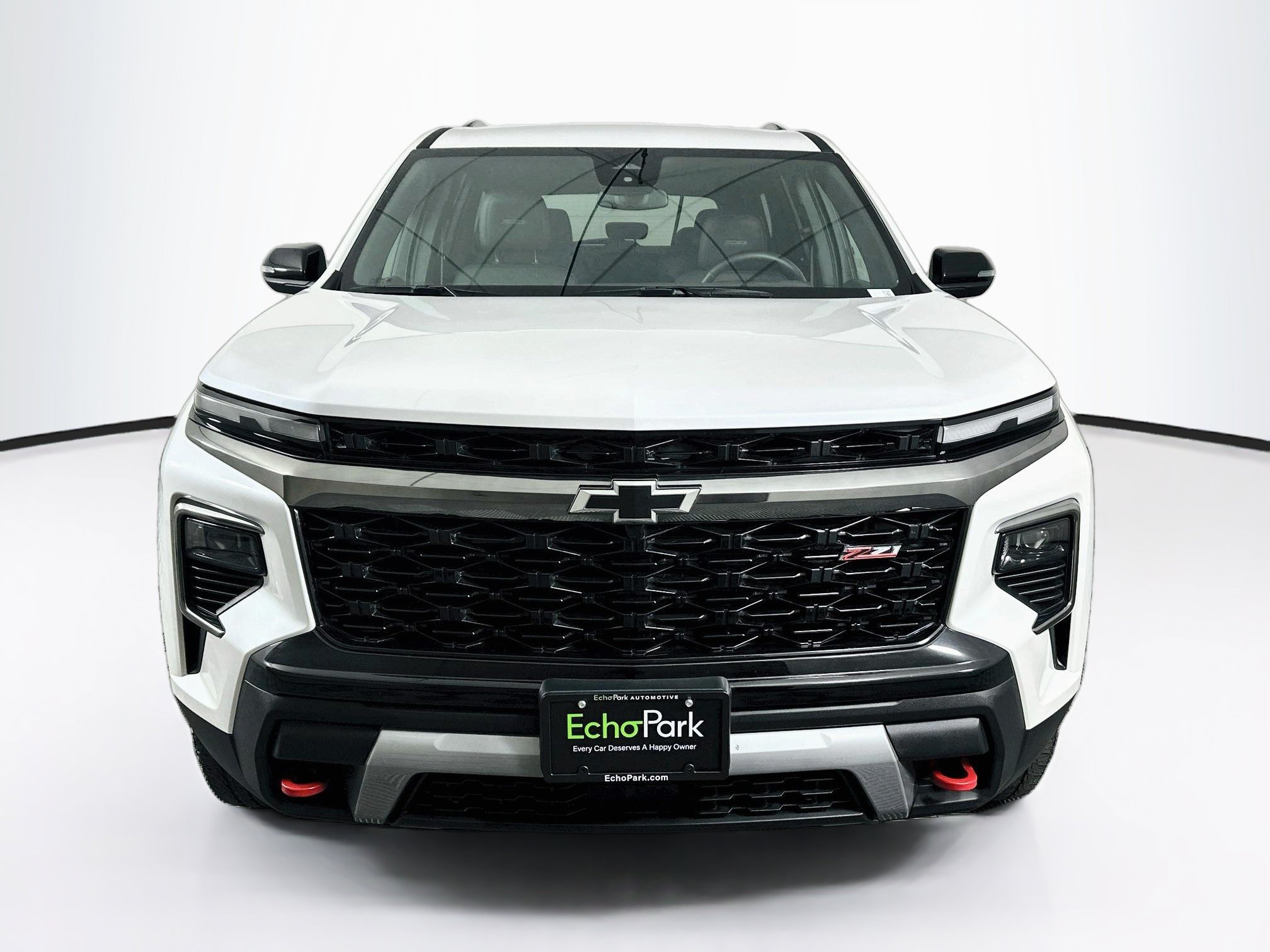 Used 2025 Chevrolet Traverse Z71 AWD/4WD image 2