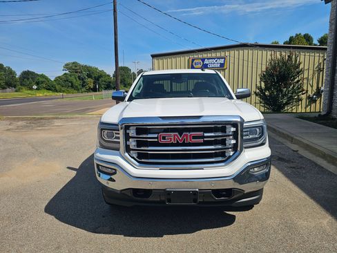 Used 2017 GMC Sierra 1500 SLT AWD/4WD image 4