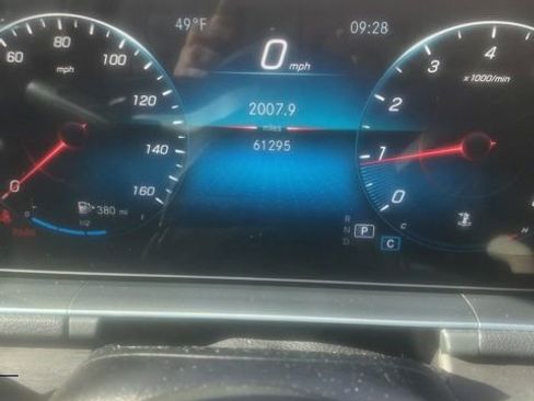 Used 2021 Mercedes-Benz GLE 350 4MATIC image 5