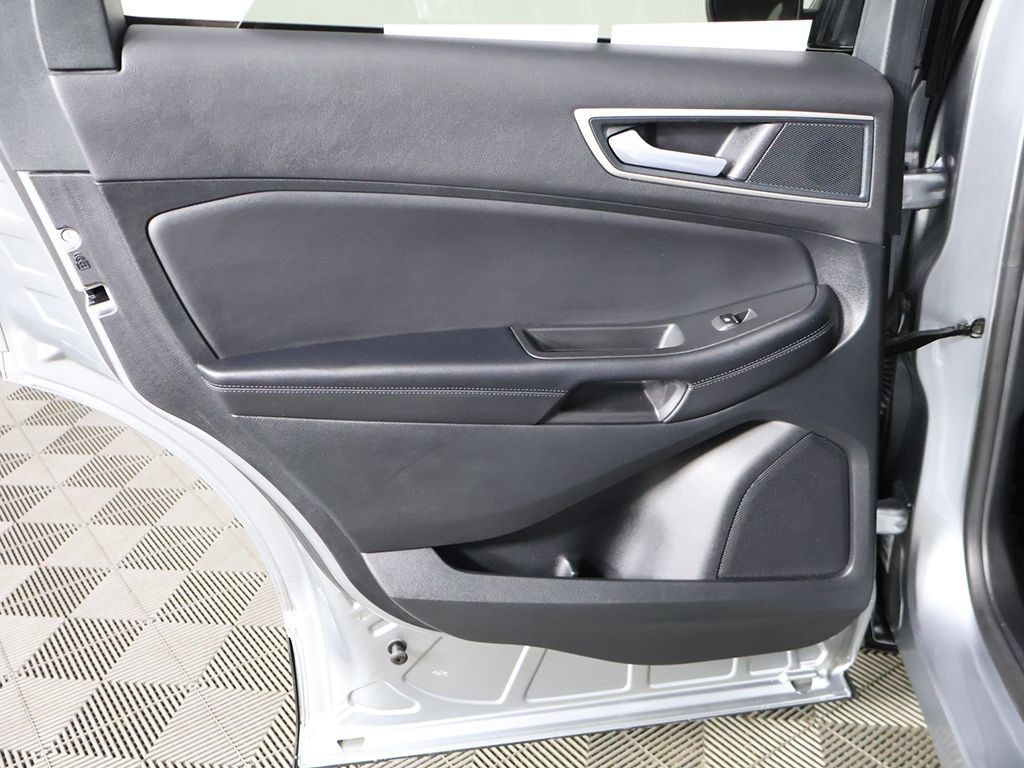 Used 2024 Ford Edge SEL w/ Convenience Package AWD/4WD image 24