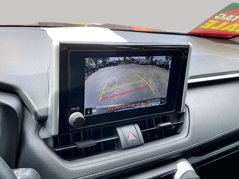 Used 2025 Toyota RAV4 LE FWD image 21