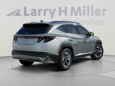 New 2026 Hyundai Tucson SEL w/ Tow & Go Package FWD image 4