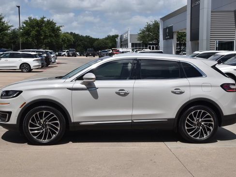 Used 2020 Lincoln Nautilus Reserve w/ Equipment Group 201A AWD/4WD image 12