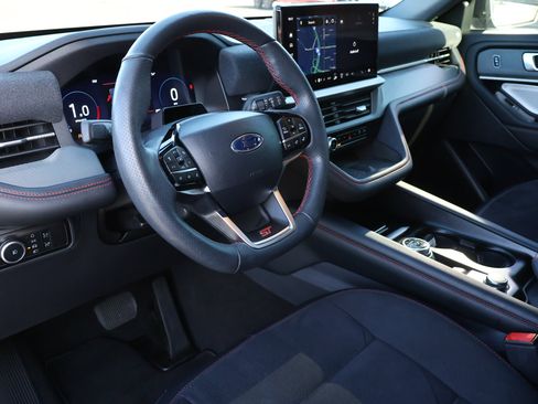 Used 2025 Ford Explorer ST w/ Sun And Sound Package image 3