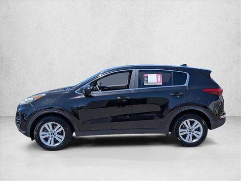 Used 2017 Kia Sportage LX AWD/4WD image 9