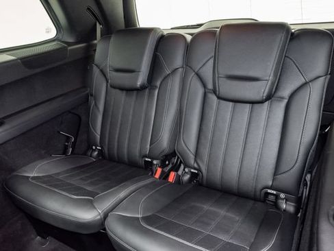 Used 2017 Mercedes-Benz GLS 450 4MATIC image 9