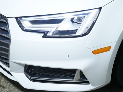 Used 2019 Audi A4 2.0T Premium Plus image 16