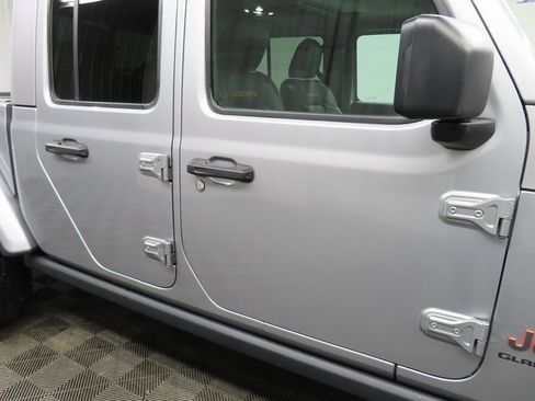 Used 2021 Jeep Gladiator Mojave image 29