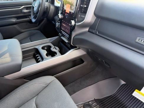 New 2026 RAM 1500 Big Horn AWD/4WD image 10
