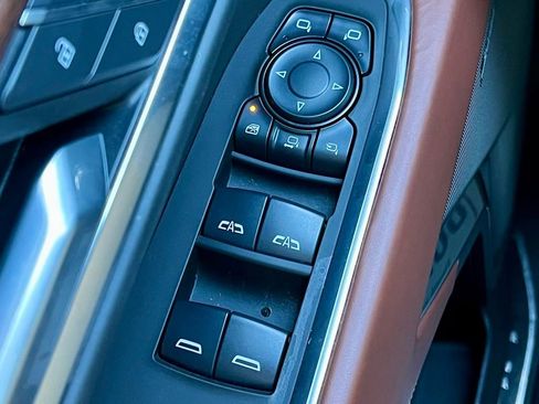 Used 2025 GMC Sierra 2500 Denali Ultimate image 29