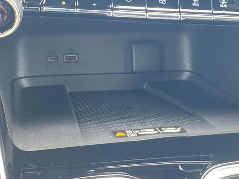 New 2026 Chevrolet Traverse LT w/ Midnight/Sport Edition image 23