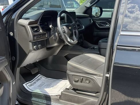 Used 2024 Chevrolet Tahoe Premier AWD/4WD image 13