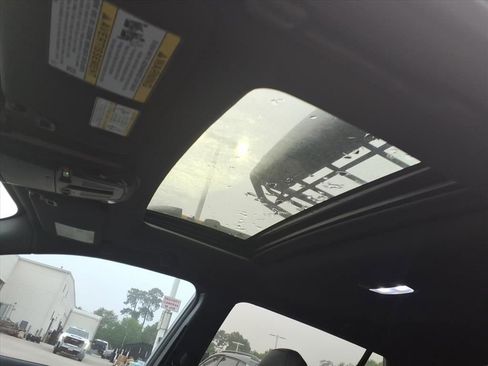 Used 2024 Subaru Outback Wilderness image 11