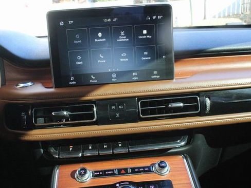 Used 2020 Lincoln Aviator Reserve w/ Equipment Group 201A image 21