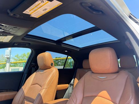 Used 2019 Cadillac XT4 Sport AWD/4WD image 10