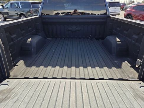 Used 2021 Chevrolet Silverado 1500 Custom image 11