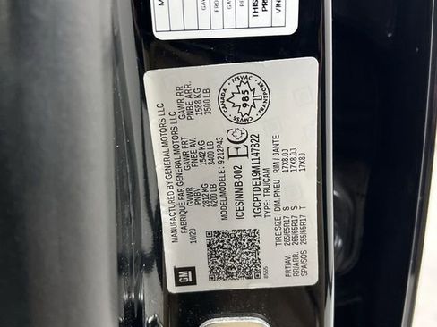 Certified 2021 Chevrolet Colorado Z71 w/ Z71 Midnight Edition image 31