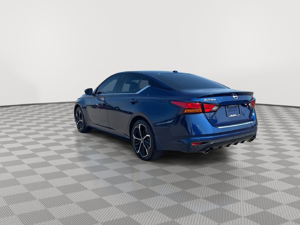 Certified 2023 Nissan Altima 2.5 SR FWD image 9
