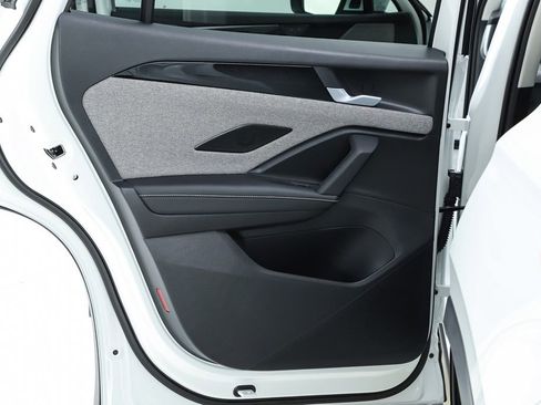 New 2026 Volkswagen Tiguan S image 17