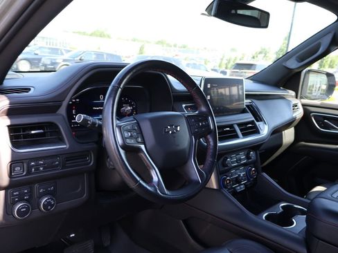Used 2022 Chevrolet Suburban RST w/ Luxury Package AWD/4WD image 19