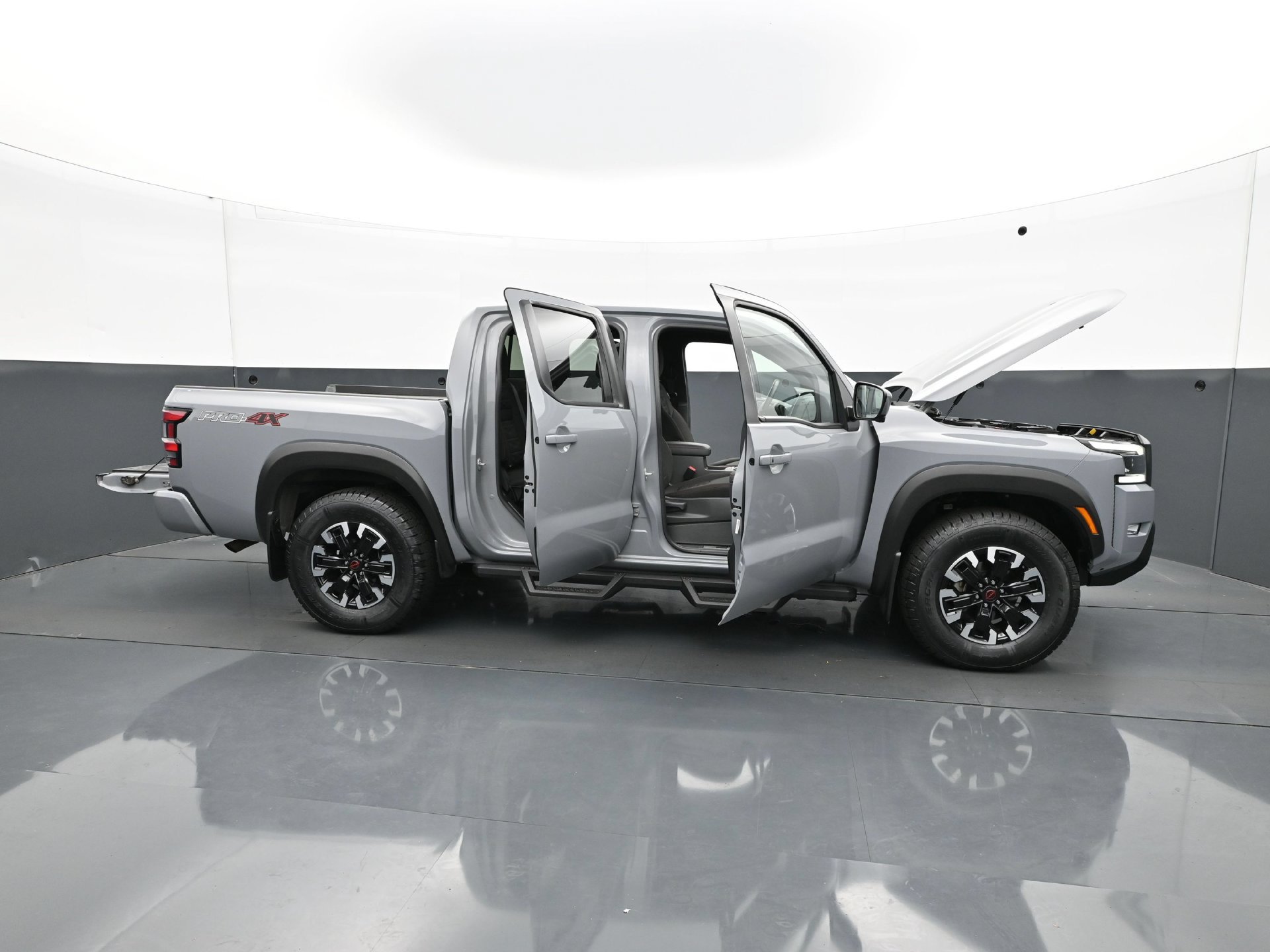 Used 2023 Nissan Frontier PRO-4X w/ Pro Convenience Package AWD/4WD image 41