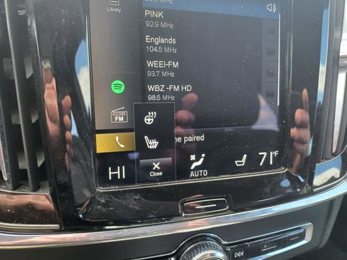 Used 2020 Volvo S90 T6 R-Design image 12