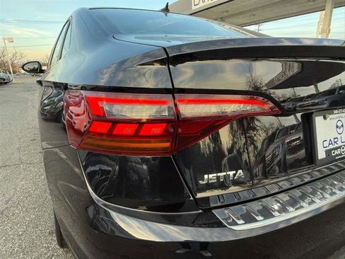 Used 2019 Volkswagen Jetta R-Line w/ R-Line Cold Weather Package image 13