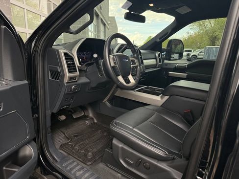 Used 2022 Ford F350 Lariat w/ Lariat Ultimate Package AWD/4WD image 20