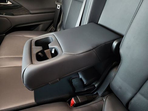 Used 2025 Lexus GX 550 w/ Accessory Package (2T) image 82