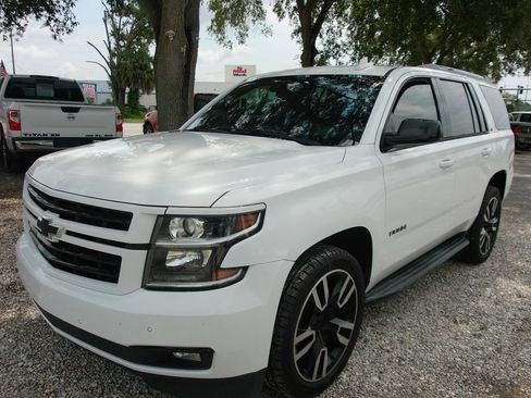 Used 2018 Chevrolet Tahoe LT w/ Luxury Package RWD image 1