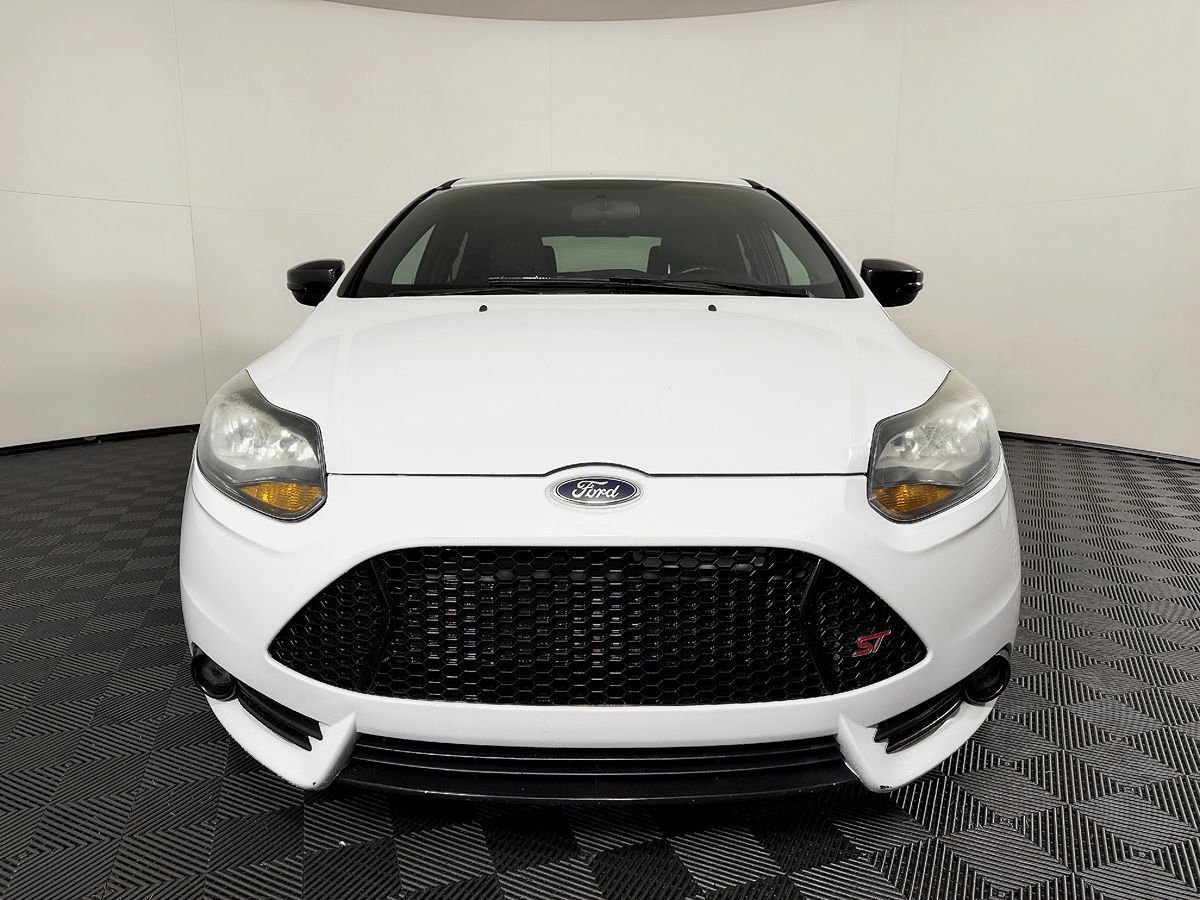 Used 2014 Ford Focus ST FWD image 4