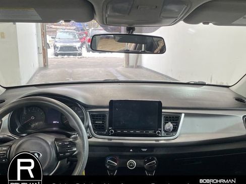 Certified 2021 Kia Rio S image 8