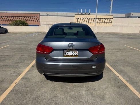 Used 2014 Volkswagen Passat 1.8T S image 5