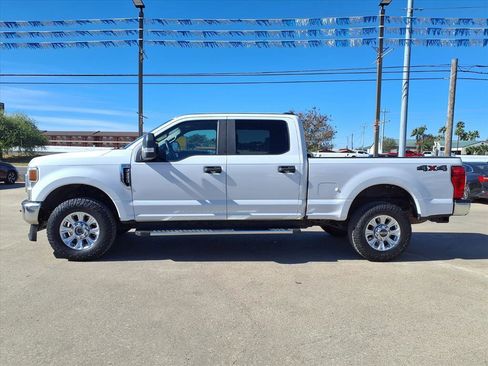 Used 2020 Ford F250 XL w/ STX Appearance Package image 4