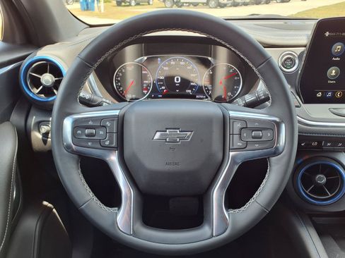 Used 2023 Chevrolet Blazer RS FWD image 22